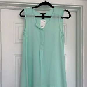 Tunic blouse.